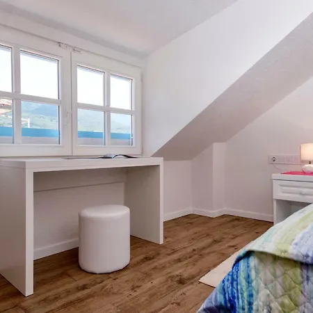 Riva 4* Jelsa (Hvar)