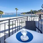 Riva 4* Jelsa (Hvar)