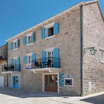 Riva Penzion Jelsa (Hvar)