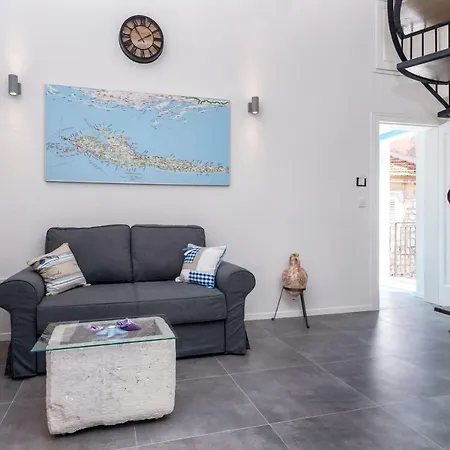 Riva Guest house 4*