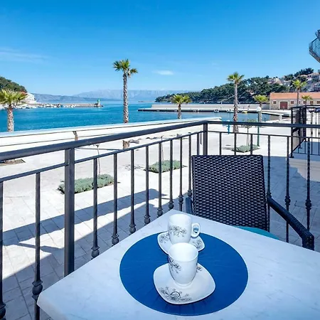 Guest house Riva 4*
